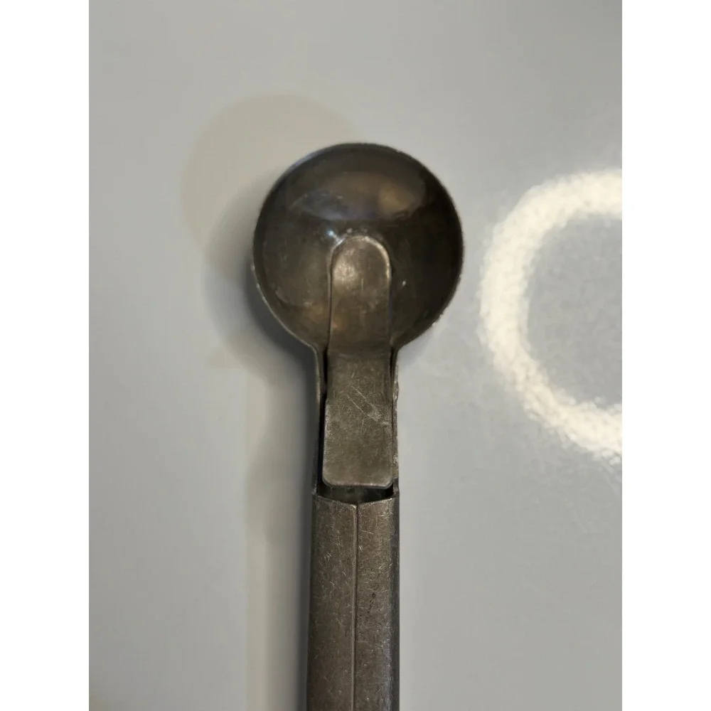 VTG Peerless Ice Cream Scoop Silver Metal Thumb Lever Mechanical Pat 2756698 USA